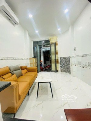 bán gấp trong tháng - bán nhà lý thái tổ 25.6m² 3 tầng - 5.68 tỷ