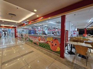 tôi cần bán nhanh căn hộ officetel sky center phổ quang, dt 48m2 - 3.5 tỷ