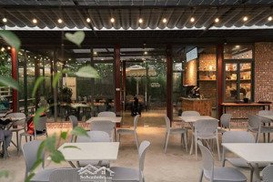 bán nhà mặt phố nguyễn khánh toàn, mặt tiền 15m, lô góc 3 mặt thoáng, vỉa hè 7m, gần lotte, 210 tỷ