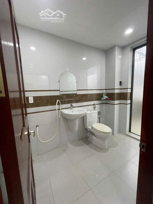 cho thuê căn hộ kdt vạn phúc city 40m2 2pn 1 wc có nội thất giá 8,5tr ban công rộng rãi