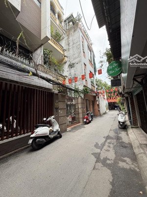 bán nhà thành công, ba đình, giá 76 tỷ, dt 160m2/mt 8,5m/6 tầng, đường 6m.