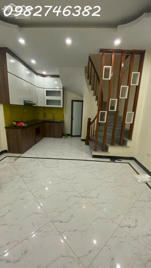 Chính chủ cho thuê nhà riêng 4 tầng Phường Liên Mạc, Hà Nội, DT 30m2, 6tr/tháng