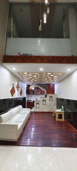 quận 3 - bán nhà 4 tầng hxh cao thắng - chỉ 9 tỷ(tl nhẹ)