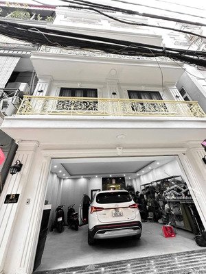 bán nhà phân lô nhà mới ở luôn lê trọng tấn 55m xây 6t , mt 6,5m thang máy 23,8 tỷ thanh xuân