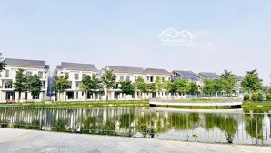 bán gấp căn biệt thự 180 m giá siêu hời cách trung tâm hà nội 12 km