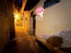 bán đất đê la thành, 8,8 tỷ, 40m2, mặt tiền 3.3m, nhiều tiện ích hấp dẫn