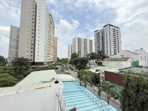 cần bán biệt thự hẻm 537 nguyễn duy trinh, bình trưng tây, q.2 cũ 210m2 30 tỷ