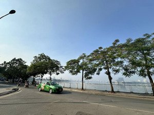 mặt phố view tây hồ - 2 mặt tiền 6m - 2 vỉa hè - kinh doanh đỉnh - sỏ vuông.