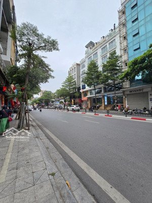 bán mặt phố tôn đức thắng, đống đa. dt 38m2 5t mặt tiền 3,5m giá 21,3tỷ. lh 