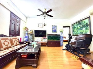 cần tiền bán gấp chcc tòa 5a đường lê đức thọ, mai dịch, cầu giấy