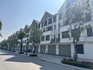 lk kđt hinode royal park 100m2 - đường 30m kinh doanh - giá 18 tỷ bao thuế phí