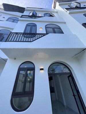 chỉ 3.x tỷ - nhà 4 tầng thanh văn - 4 pn - sát vinhomes olympic - gần cienco 5 - 