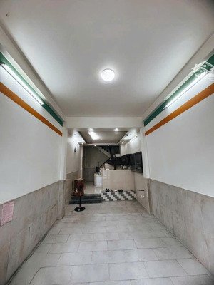 bán nhà mặt tiền gần chợ phạm thế hiển vừa ở vừa kinh doanh p.4 quận 8 - 60m2 - 5 tầng chỉ 9.3 tỷ.