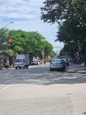 chính chủ bán đất mặt phố đức diễn, 170m2, mặt tiền 8.5m.view thoáng.