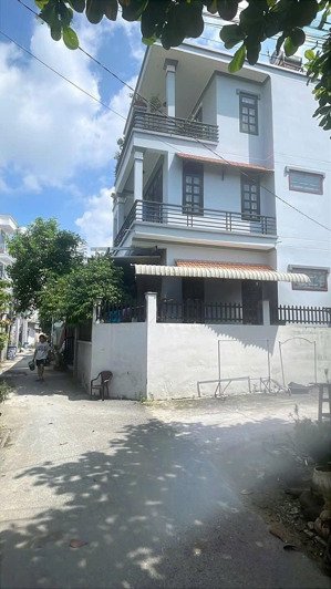 nhà đẹp gần coopmart tam bình thủ đức hẻm xe tải, 51m², 1 trệt 1 lầu chỉ 4.6 tỷ, sổ riêng