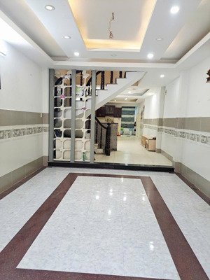 chính chủ bán gấp ô tô tận cửa p12 gò vấp 77m2 nhỉnh 6 tỷ tl gần emart