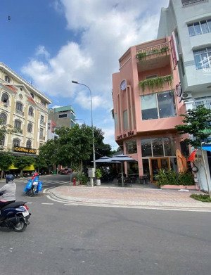 bán nhà góc 2mt siêu vị trí tạ quang bưu- quận 8 -( 5x20)- 5 tầng - hdt 100tr/th- bán 32 tỷ