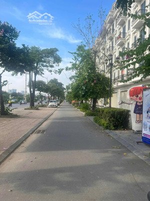 mặt phố xala văn phú 2 mặt đường 130m 7 tầng hầm mt 7m đường 40m