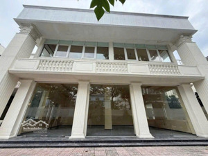 biệt thự - quận 3 hơn 800m2 đất