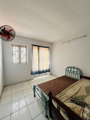 gấp bán nhanh giảm mạnh nhà mặt tiền 95m2 3 tầng tại bình hưng hòa còn chỉ 6 tỷ 39