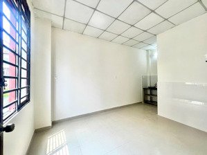 cho thuê nhà trọ đẹp xuất sắc tại nhất chi mai, tân bình, giá siêu hời 3,5 triệu, 20m2