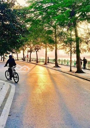 chính chủ bán đất ôtô tránh sườn nhà, ngõ thông phố âu cơ - xuân diêu, tây hồ. 68m², giá 9.9tỷ