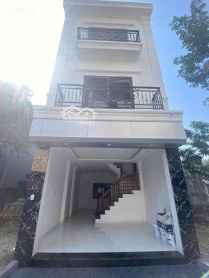 nhà đẹp giá tốt nhất khu vực tại phượng cách, quốc oai, hà nội. dt 52.m2, xây 3.5 tầng giá 3.5 tỷ.