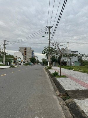 6 suất ngoại giao cuối cùng đường 10m5 hoà xuân , trương quang được