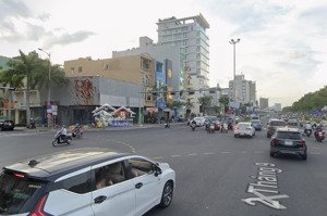 bán mặt bằng có dòng tiền cho thuê dt 375m2 tại đường 2/9, hòa cường bắc