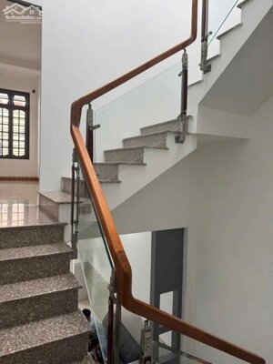 Chính chủ cần bán nhà 3 tầng kiệt Phó Đức Chính , Phường Sơn Trà ( GẦN CHỢ MÂN THÁI ) ⭐⭐⭐⭐