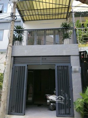 bán nhà 2 tầng 56m2. 3pn. tặng full nội thất. hẻm xe hơi thông. linh xuân, thủ đức. giá 4.7 tỷ