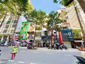 ngay mặt tiền phố tài chính nguyễn công trứ, gần sở gd chứng khoán tp.hcm 5,5x22m, hdt: 180tr/tháng