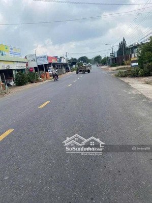 đất ngộp ngân hàng muốn ra lô đất mặt tiền huyện dh519 giá 2ty3 /4725,m2 thổ cư sẳn 300m sổ sẳn