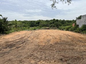 bán 1500m2 mặt tiền hồ quang cảnh, mặt tiền 32 vuông vức, thế đất cao view thung lũng