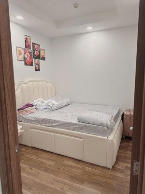 bán căn hộ 2pn 2wc 68m2 full nội thất the pegasuite 1 giá chỉ 4.2 tỷ