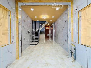 nhà giá rẻ nhưng sang 3pn giá ngộp chỉ 890 triệu, shr, full nội thất, gần chợ, eaon 400m