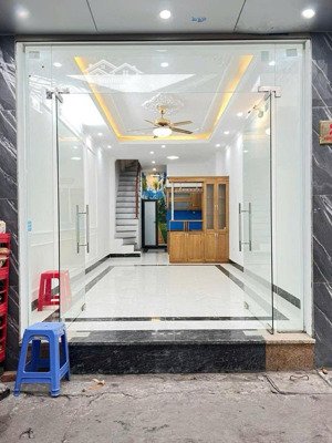 vũ tông phan 6 tầng thang máy-ô tô 7 chỗ qua nhà-kinh doanh đỉnh-gần phố