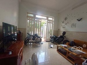 giá tốt: bán nhà 81m2 giá 7.1 tỷ đường số 15 kdc phong phú 5 bình chánh