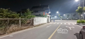 cho thuê đất s = 320m2 mt 12m x 27m tại tổ dân phố riễu, bắc giang - bắc ninh