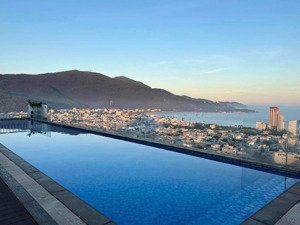 cho thuê căn 2pn full nội thất ocen view sơn trà tầng cao vào ở ngay 14tr