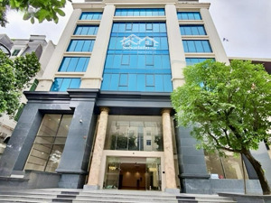 trên 200tỷ - toà building 10t - mặt phố chính khu hoàng cầu, vị trí kim cương, 2 t.máy, 2thang bộ