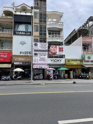 mặt tiền hậu giang, q6 nhà đẹp nở hậu 5m trệt lửng 3 lầu st giá chỉ 70 triệu!