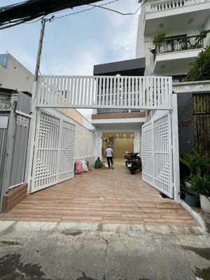 bán nhà hxh nguyễn thiện thuật, bt, 110m2 cấp 4 tiện xây mới