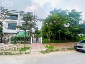 Bán lô 200m2, mt 12.5m Khu B Nam Đầm Vạc, Vĩnh Yên lh_0987673102