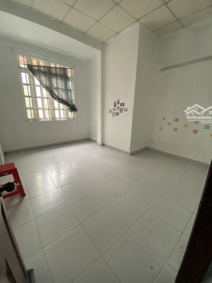 bán nhà hẻm ba gác đường xvnt , phường 17 , gần chợ thị nghè