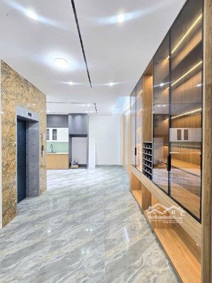 trần khát chân 55m 5 tầng mặt tiền 5.1m 6 ngủ 4 vs đường 2m giá hơn chục tỷ s