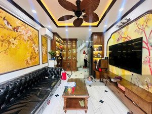 nhà 5 tầng siêu đẹp cạnh chợ đồng dinh ngõ thoáng full nội thất châu âu