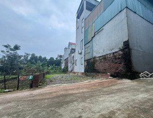 chính chủ bán đất hoà lạc, dt 98.5m2 x mt 6m tại xã phú cát, sát viettel, fpt. giá: 2.15 tỷ sđcc