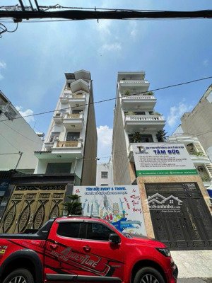 sát mặt tiền ! lô đất hẻm xe tải dương quảng hàm p5 gò vấp - khu vực xây cao 6 tầng - chỉ 10.x tỷ