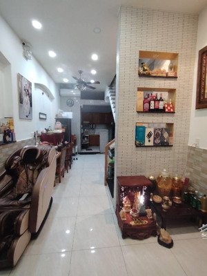 bán nhà quận 10 sát mặt tiền đường 3 tháng 2, dt(3,6x11) mới đẹp ở luôn - 4 tầng btct - giá 9,3 tỷ
